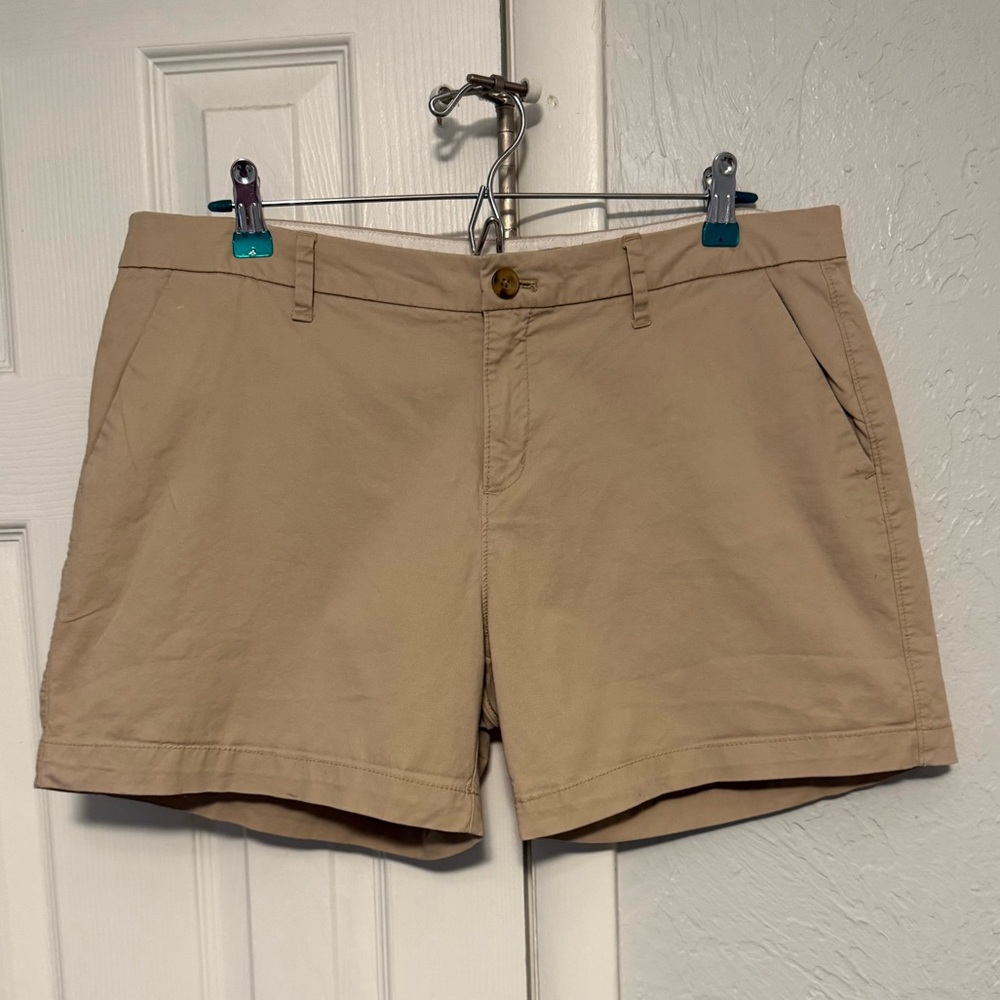 Old Navy Women's Khaki Shorts